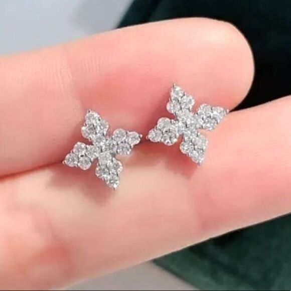 The Fabulous Four Points Dainty 925/White Sapphire Drop stud earrings - Picture 1 of 8